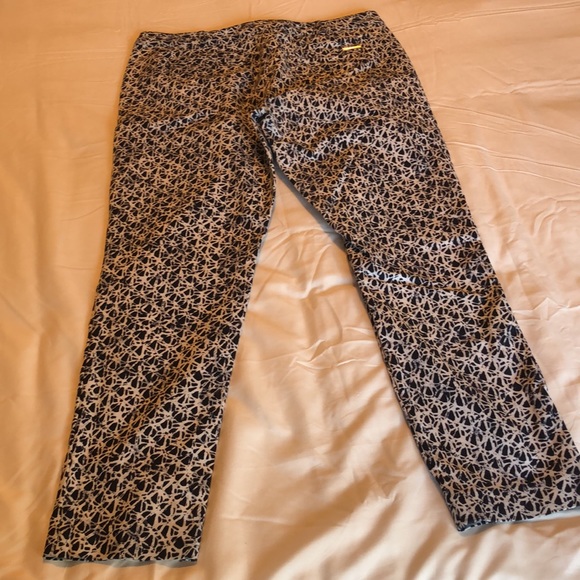 Women’s size 10 Michael Kors pants - Picture 8 of 10